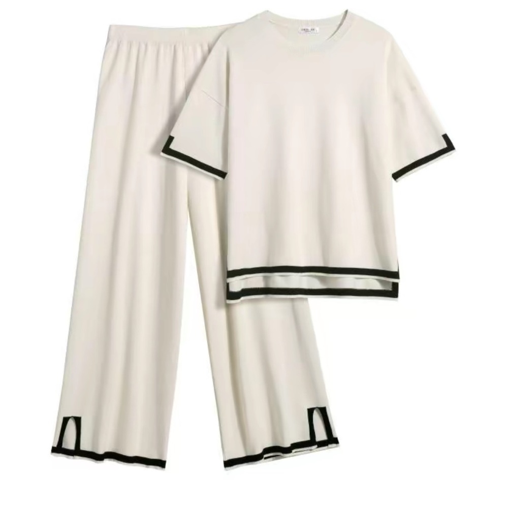 Cream Lounge Set with Black Trim